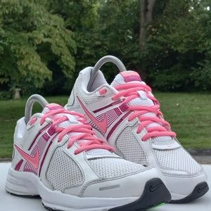 Nike Dart 10 Athletic Running